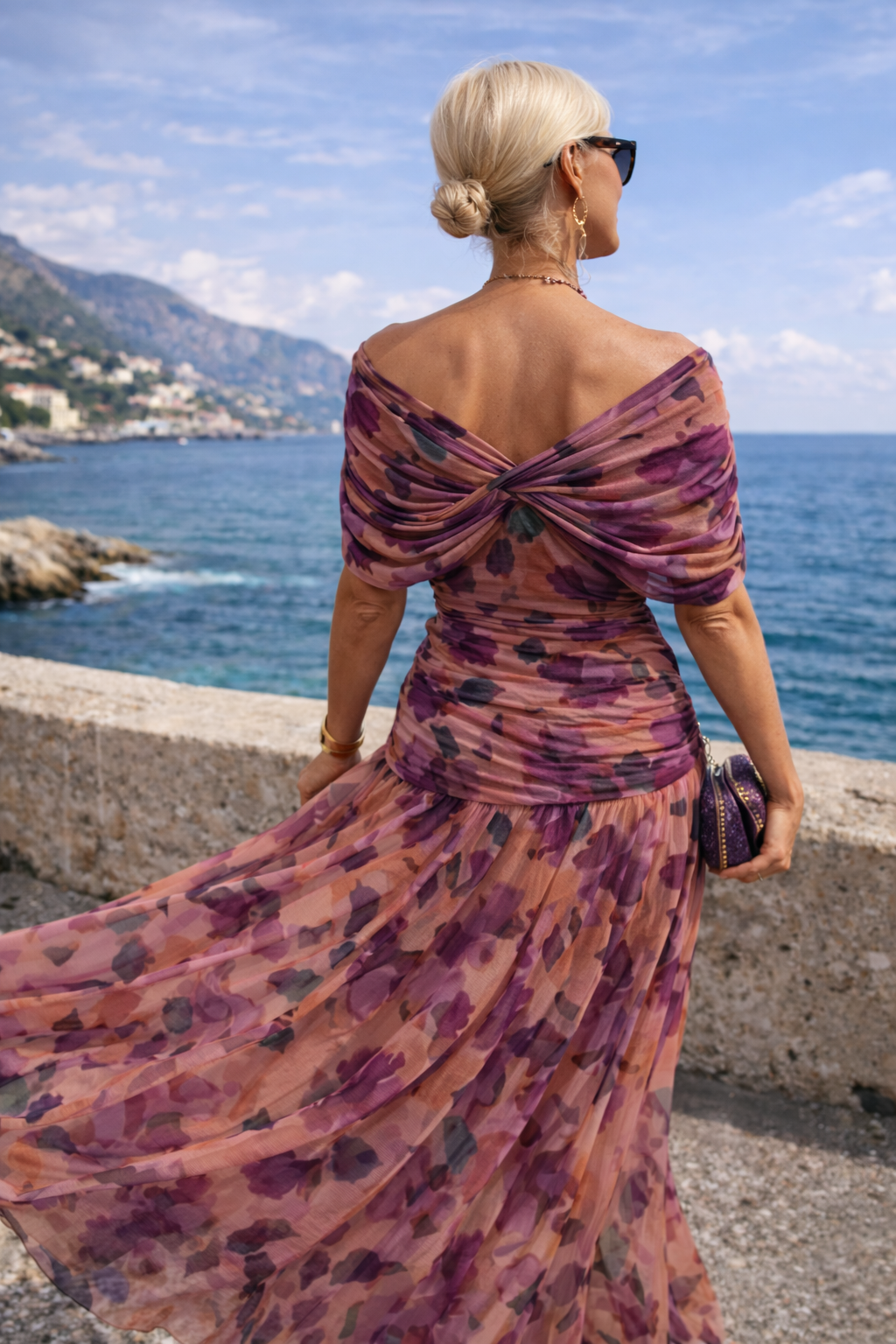 Eloria - Elegant Dress with V-Neck