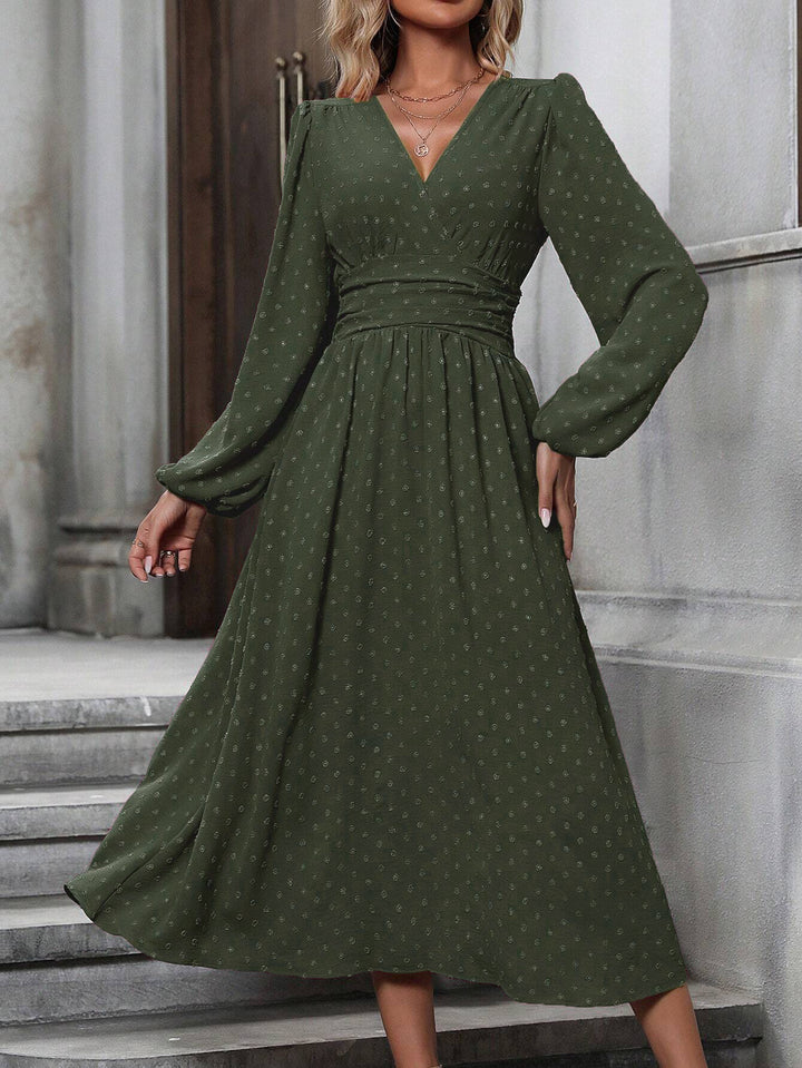 Vera - Diagonal Collar Lantern Sleeve Pleated Dress