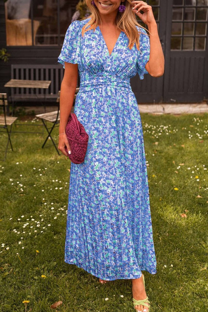Erin - Classic V-Neck Dress