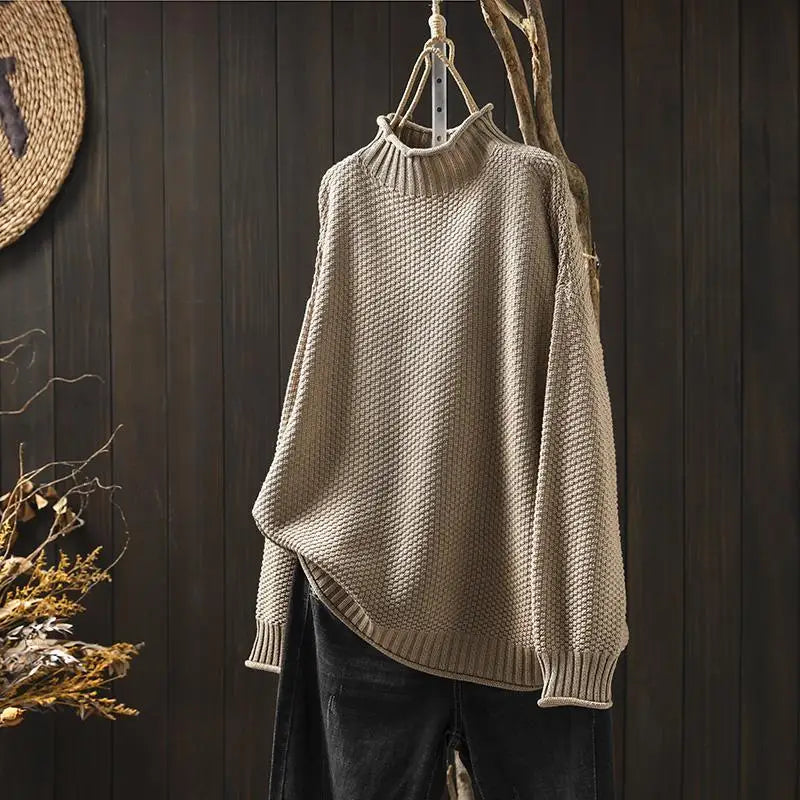 Amara - Elegant Sweater