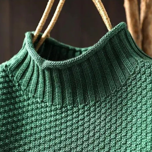 Amara - Elegant Sweater