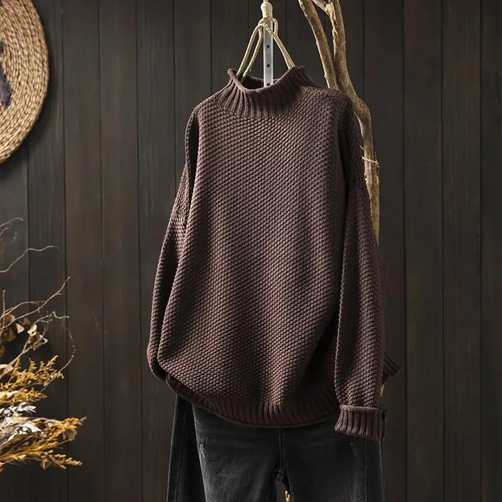 Amara - Elegant Sweater