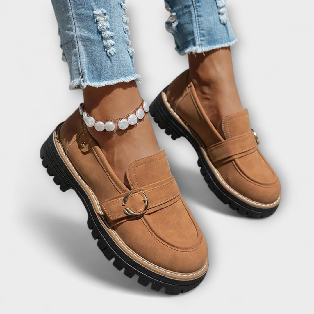 Lora - Round Toe Loafers